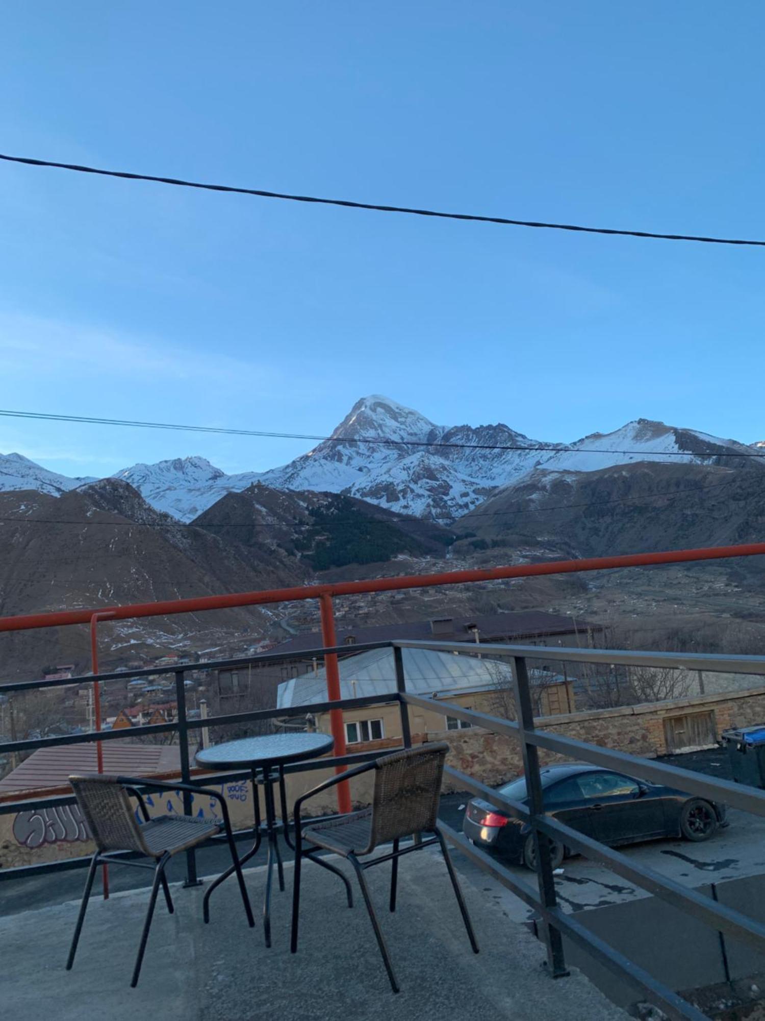 Mate'S Home Kazbegi Eksteriør bilde
